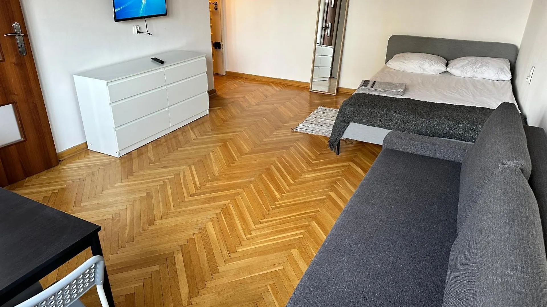 Apart Wawa App 38 Wifi 600 Mbit Varşova Daire